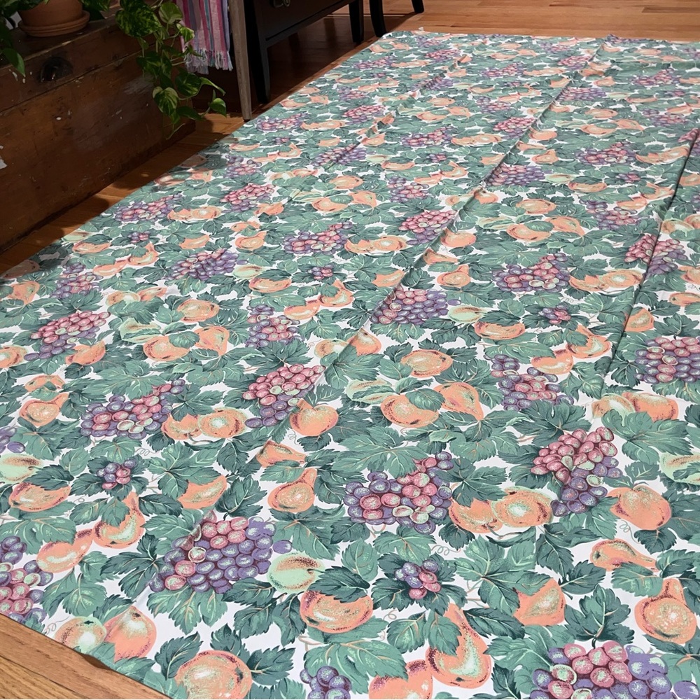 Vintage rectangular cotton tablecloth